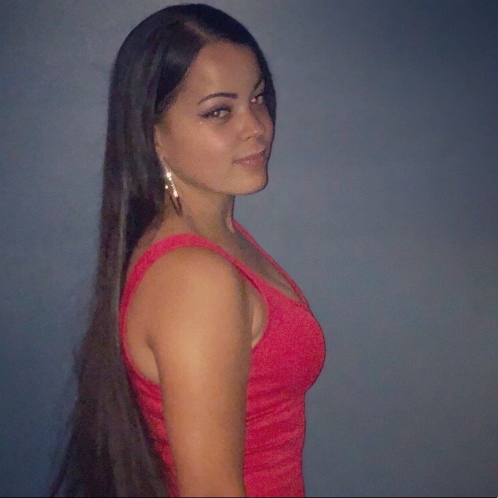 Meet your Posher, Tera